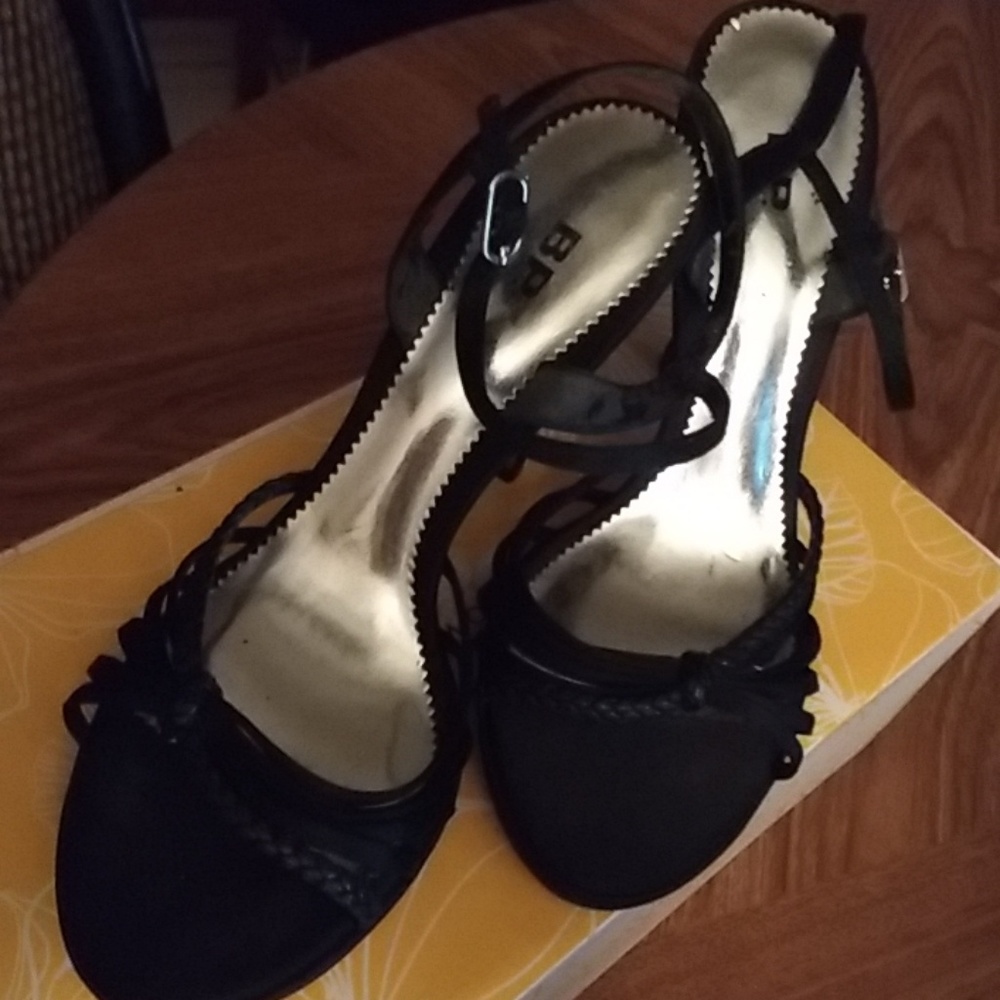 BP. Black strappy pumps